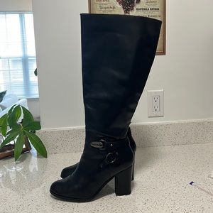 Sz 8 Tahari Wide Calf leather knee high boots: 17.5 inch calf circumference